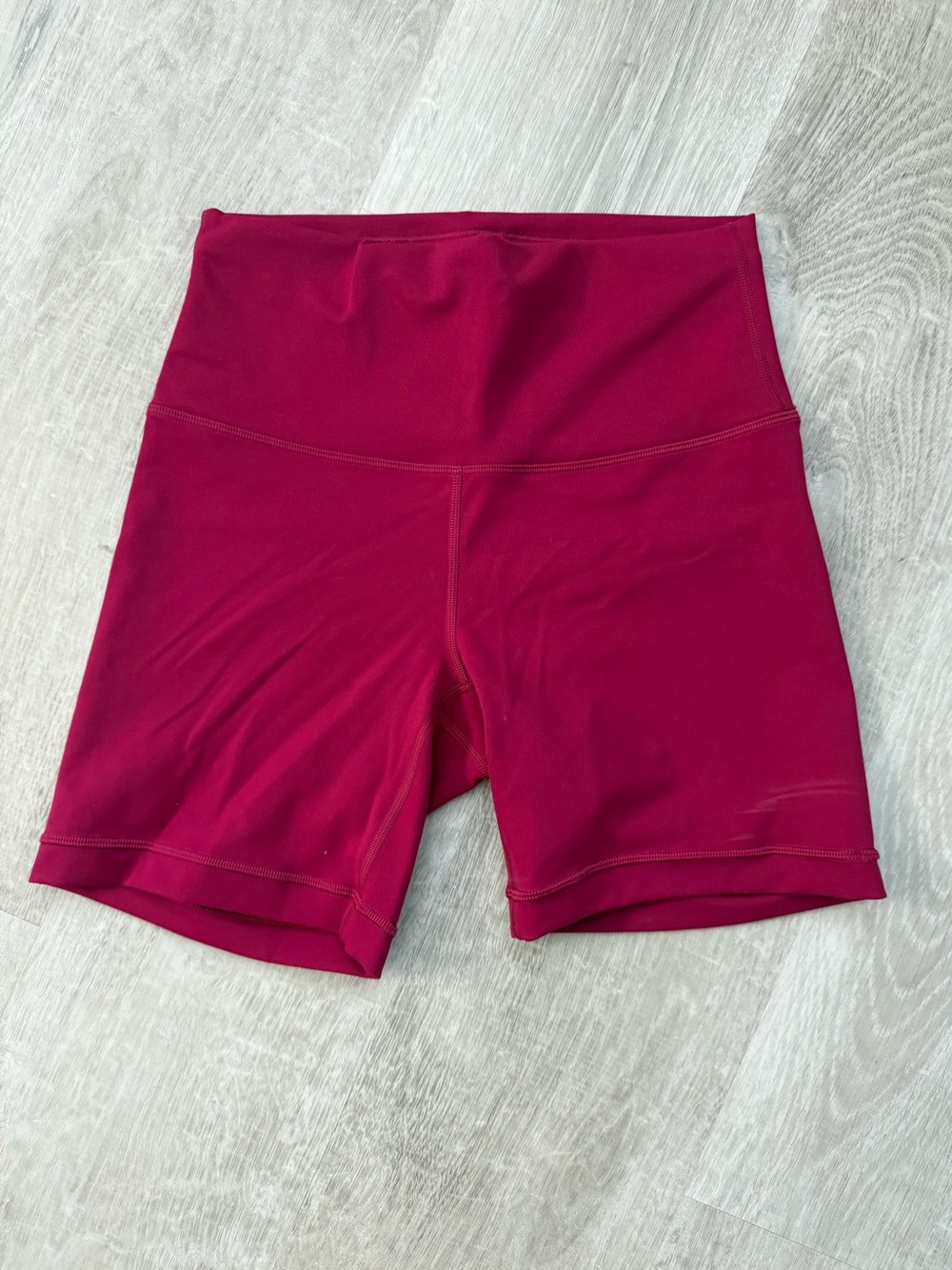 Wunder Train High-Rise Short 6”